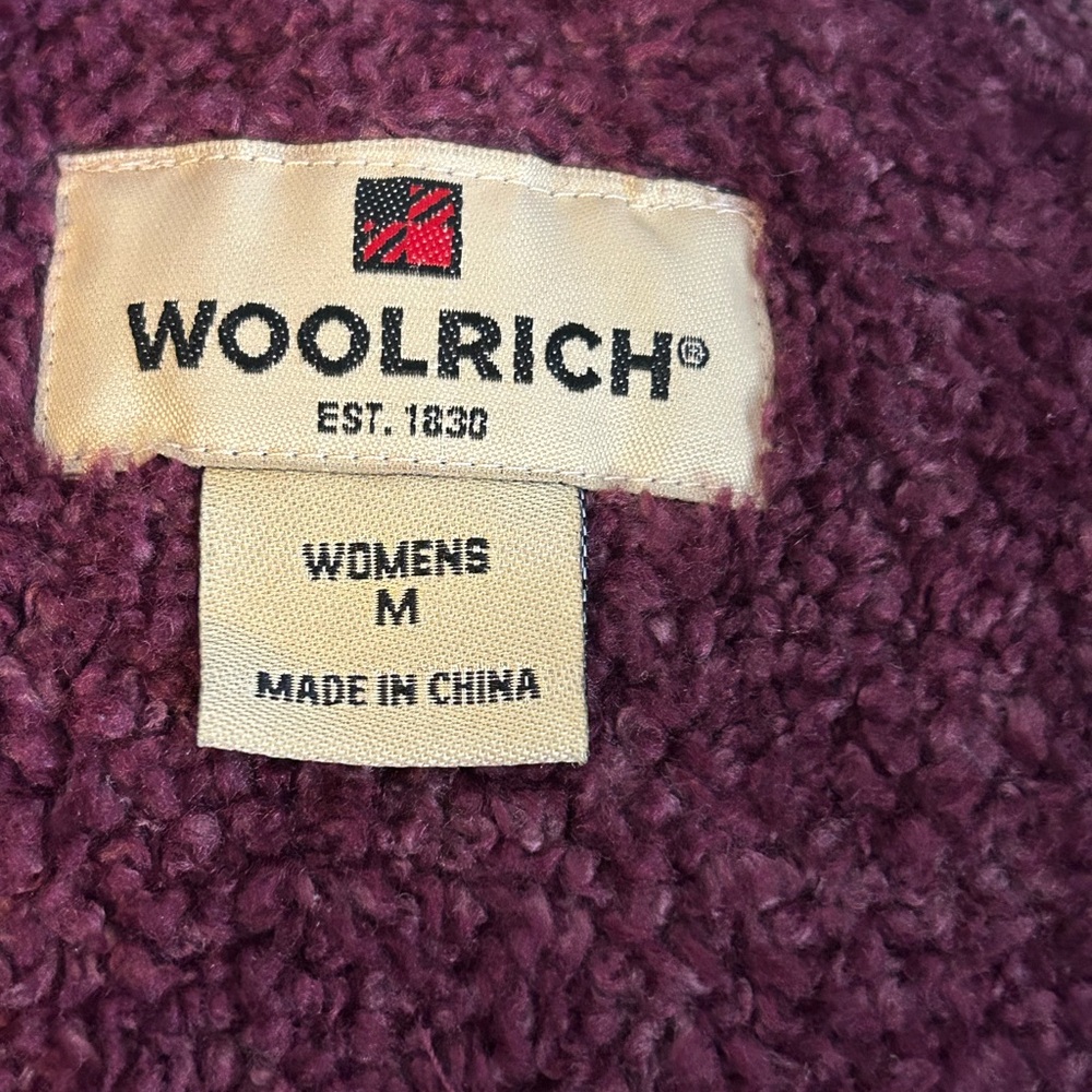 Woolrich Plush Full‑Zip Sleeveless Vest in Plum - Picture 4 of 8